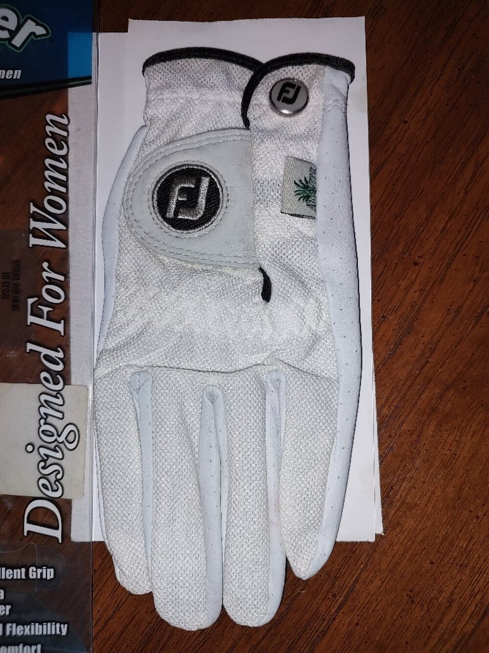 NEW FOOTJOY GOLF GLOVE WOMENS LEFT/SMALL STAY COOLER WHITE LEATHER/MESH COMBO